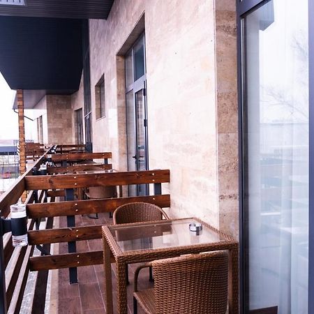 Hotel Alpen Park Shymkent Exterior foto